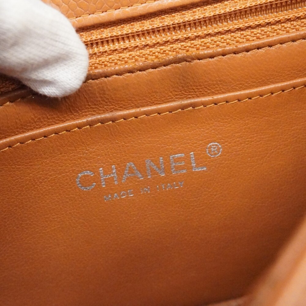 CHANEL Brown Caviar Leather Shoulder Bag - Picture 5 of 15